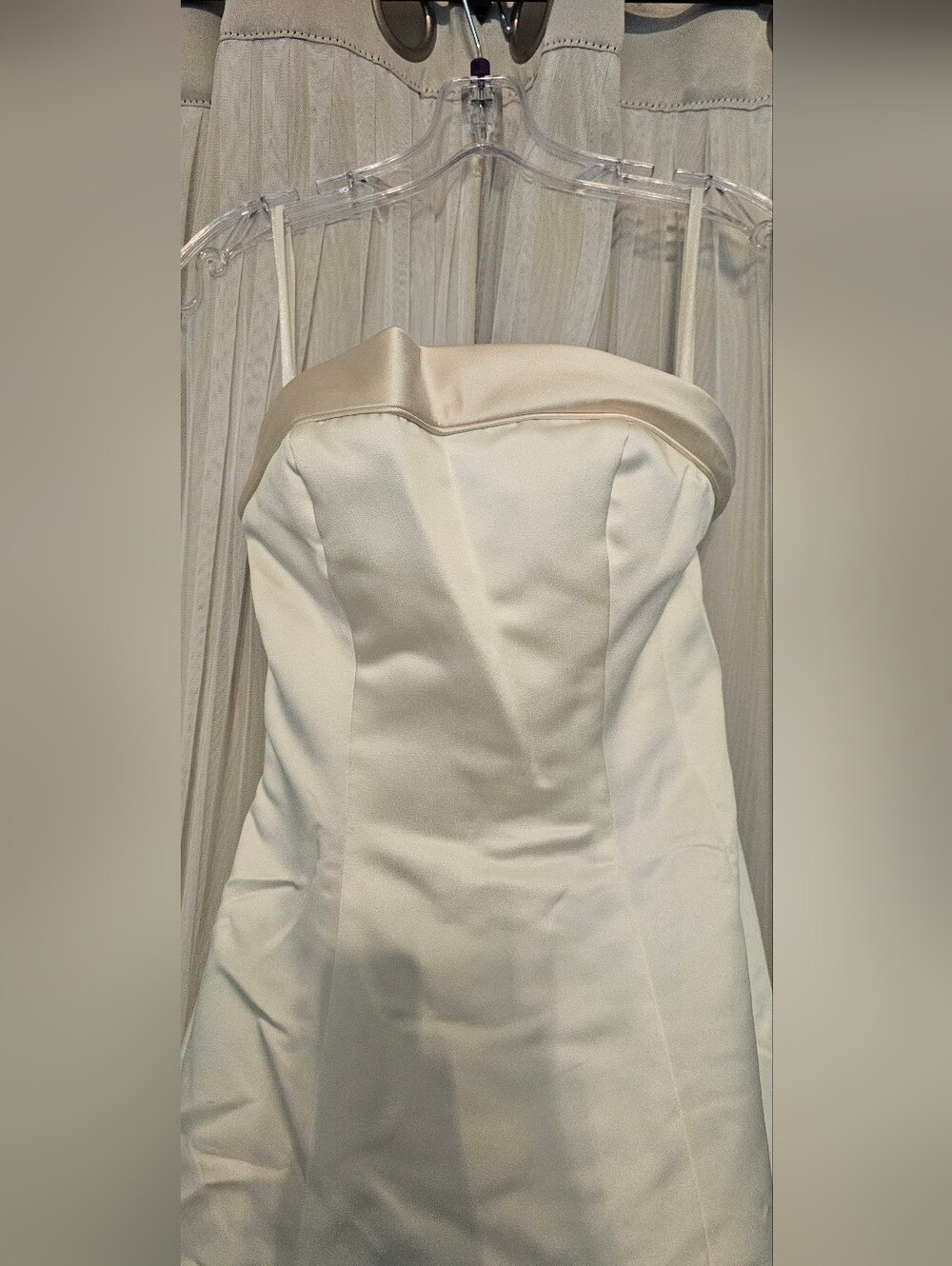 Davinvi Strapless White Satin Evening Gown With Champaign Trim Size 6 - Picture 2 of 5
